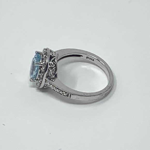 Sterling Aquamarine Ring Size 7 - Picture 4 of 6